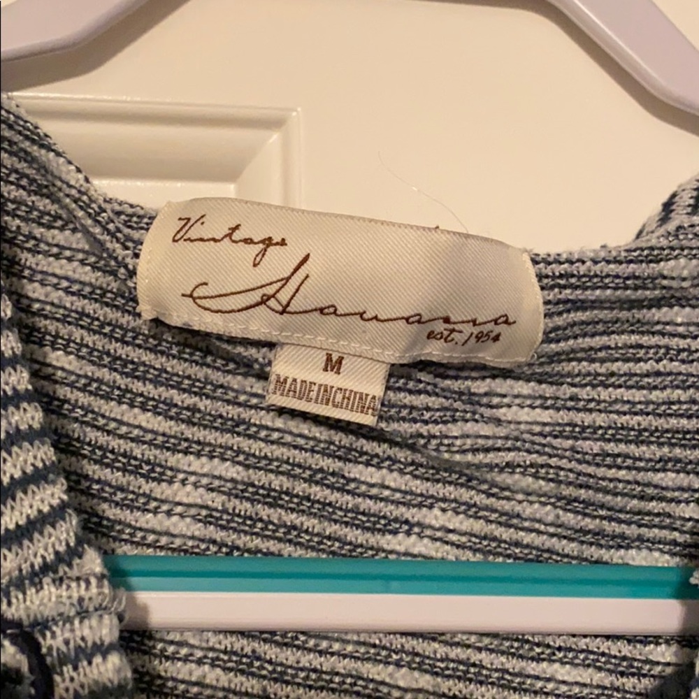 Pullover - Picture 2 of 2